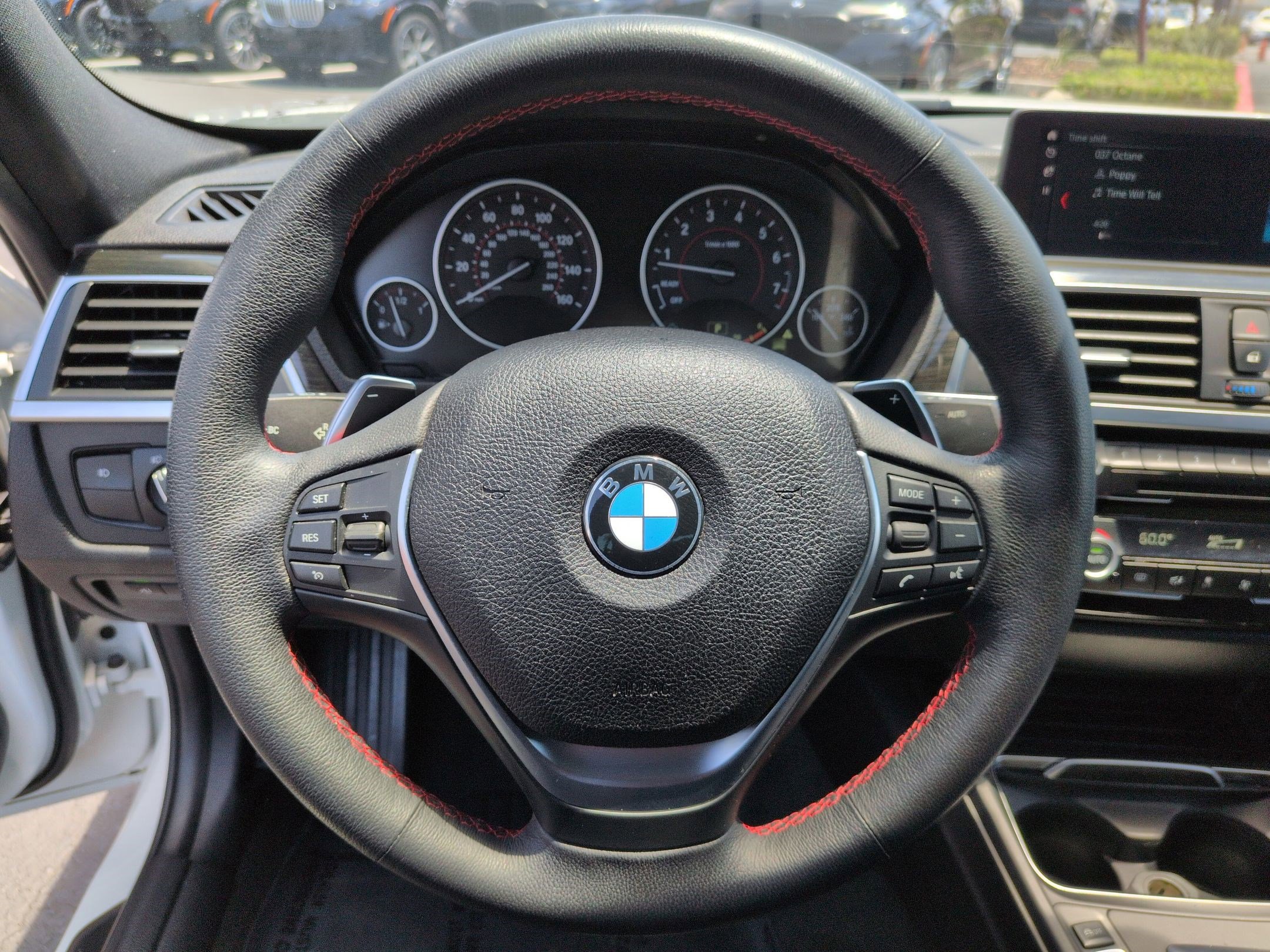 Used 2018 BMW 330i Sedan RWD image 18
