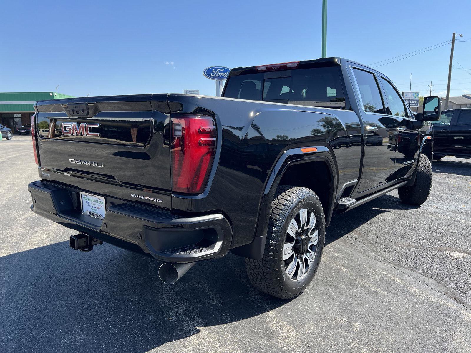 New 2026 GMC Sierra 2500 Denali w/ Denali Reserve Package image 6