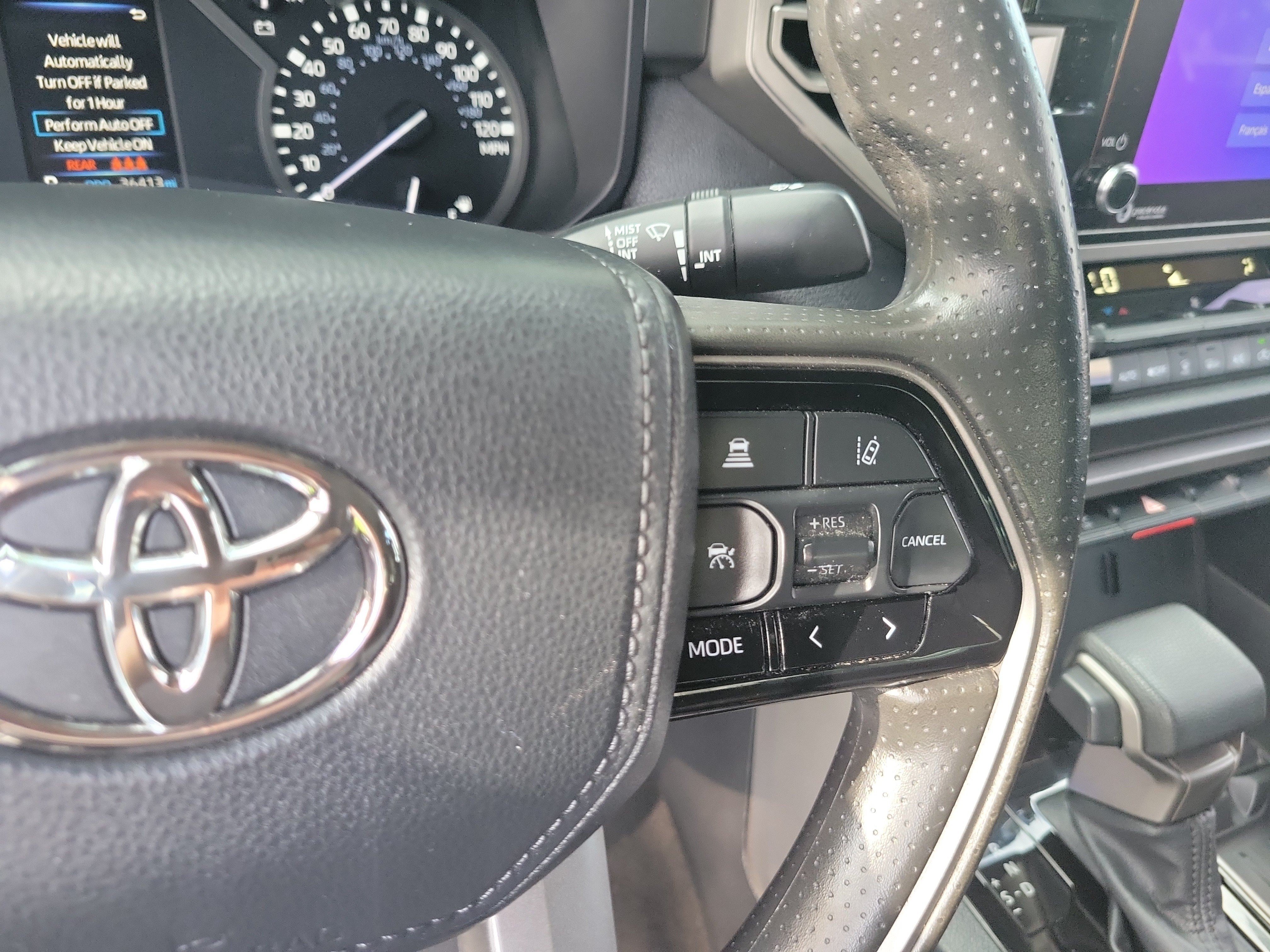 Used 2022 Toyota Tundra SR5 w/ SR5 Convenience Package AWD/4WD image 27