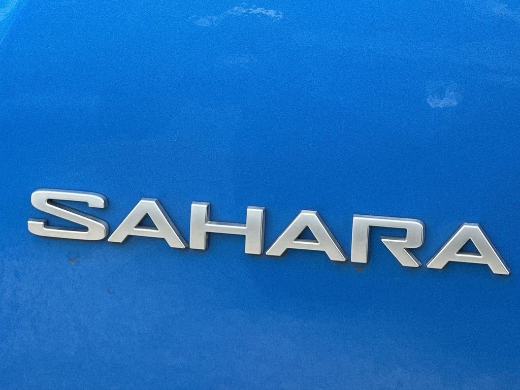 Used 2021 Jeep Wrangler Unlimited Sahara w/ Cold Weather Group AWD/4WD image 37
