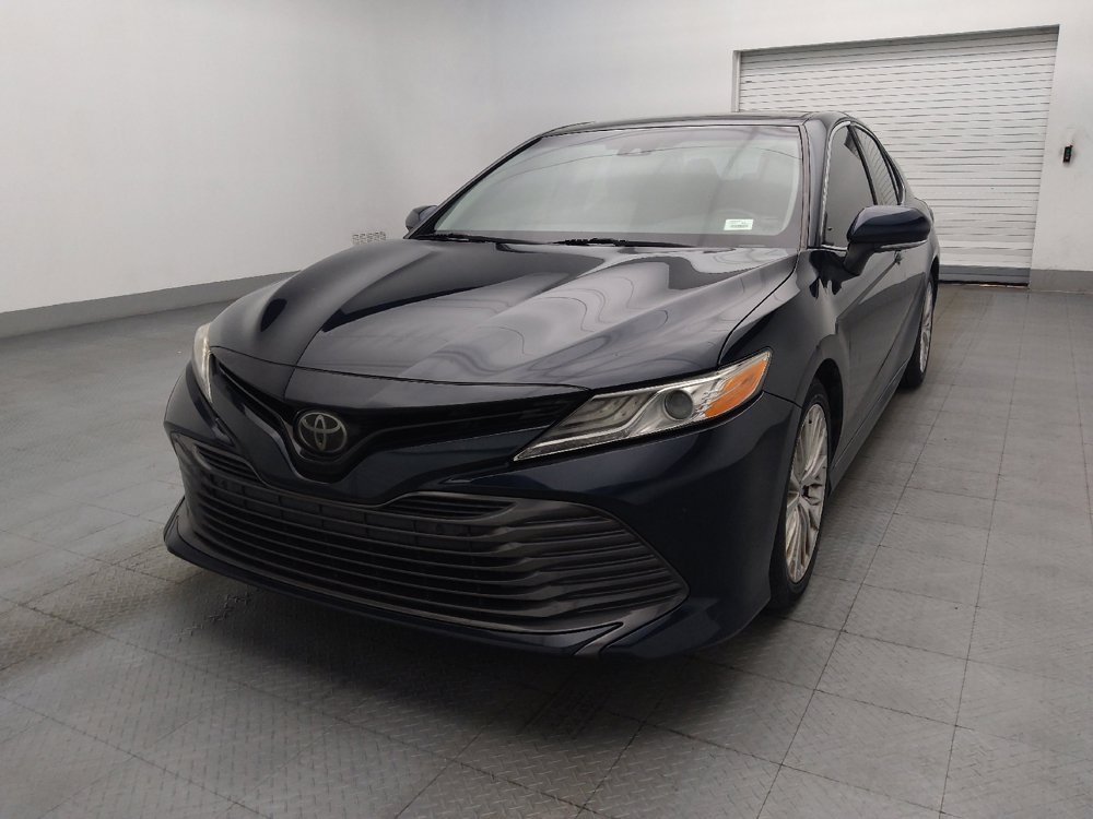 Used 2018 Toyota Camry XLE FWD image 15