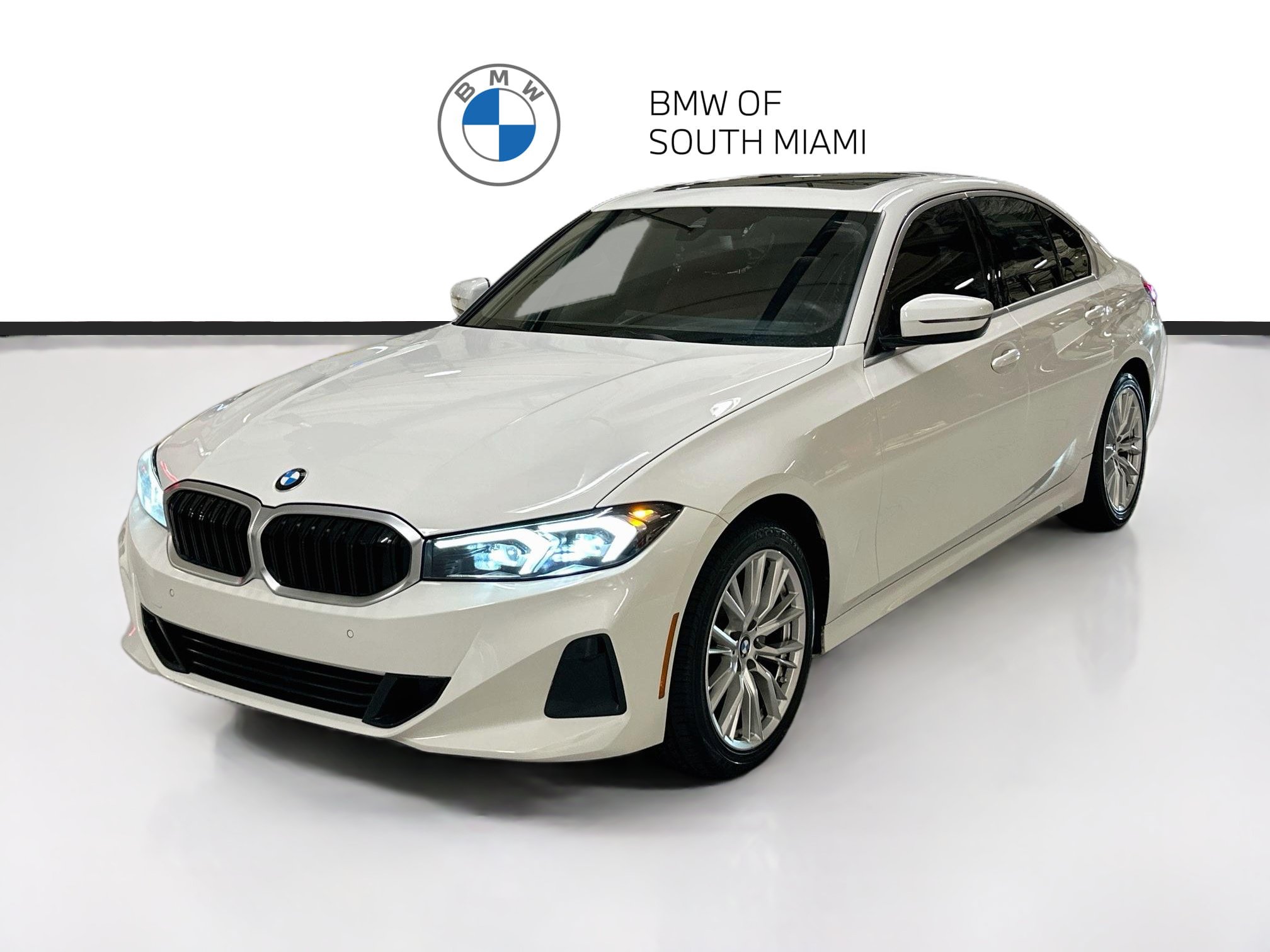 Used 2024 BMW 330i Sedan w/ Premium Package RWD image 3