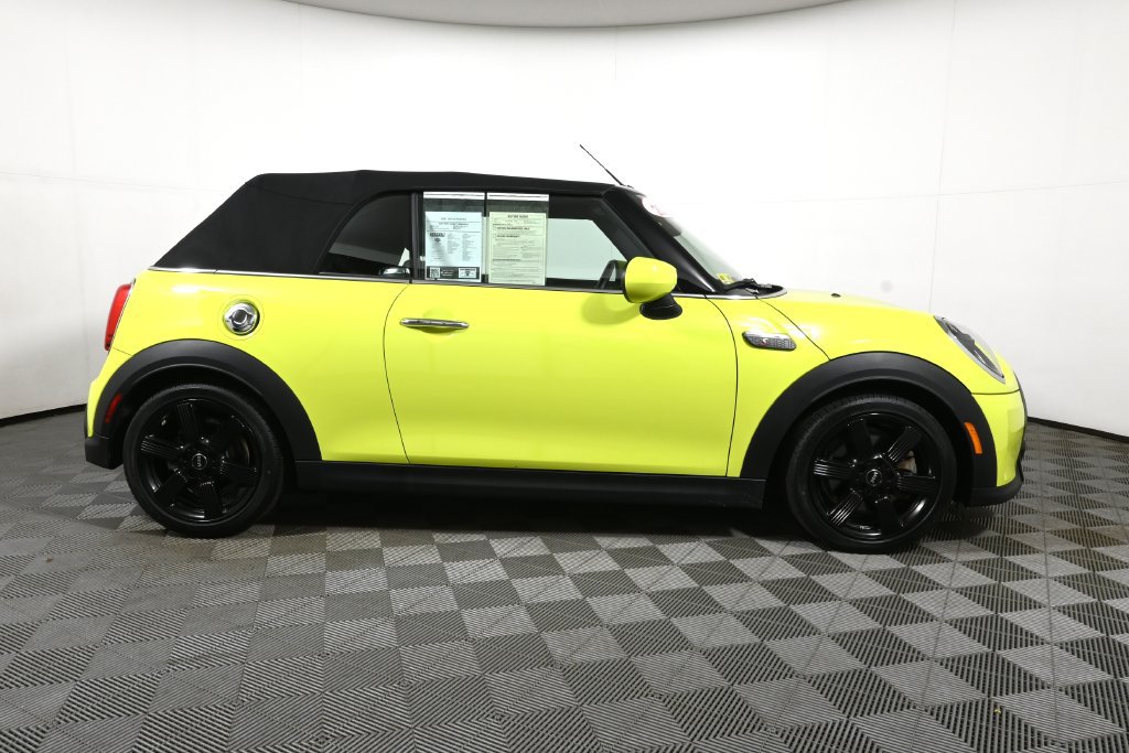 Certified 2024 MINI Cooper S FWD image 9