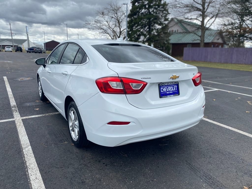 Used 2018 Chevrolet Cruze LT image 5