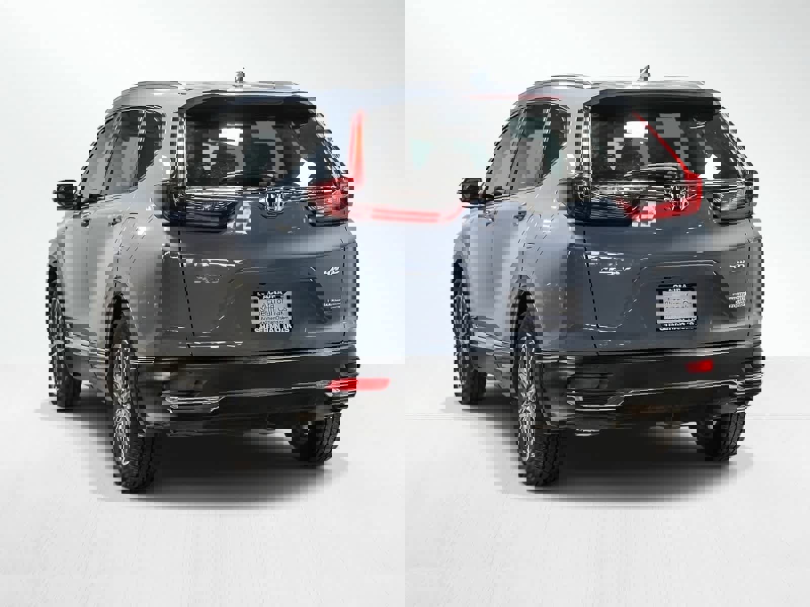 Used 2022 Honda CR-V Touring image 2