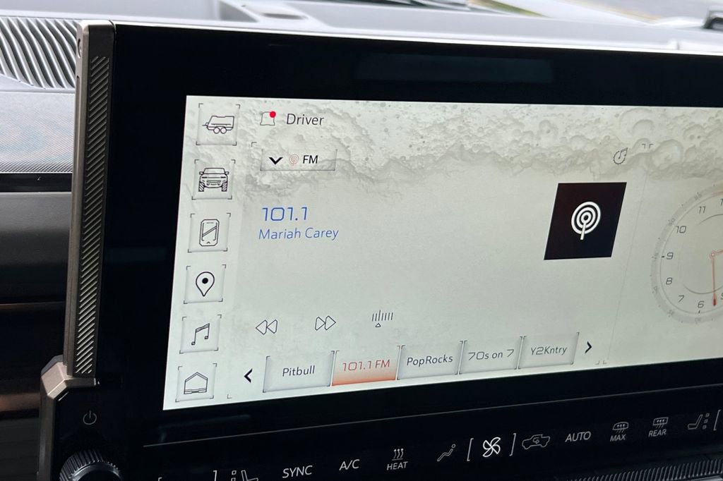 Used 2025 GMC Hummer EV 2X image 28