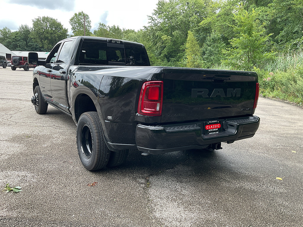 New 2027 RAM 3500 Laramie AWD/4WD image 7