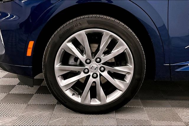 Used 2023 Buick Envision Avenir image 9