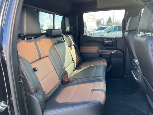 Certified 2019 Chevrolet Silverado 1500 High Country AWD/4WD image 32