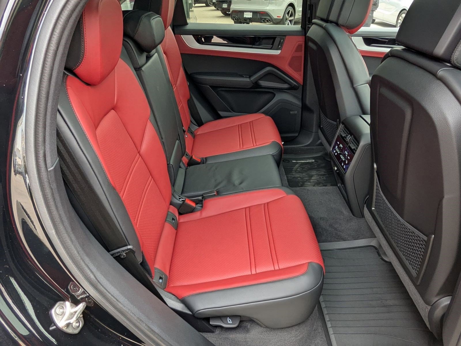 New 2026 Porsche Cayenne S image 24