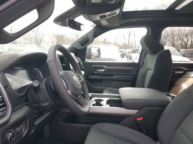 New 2026 RAM 1500 4x4 Crew Cab image 17
