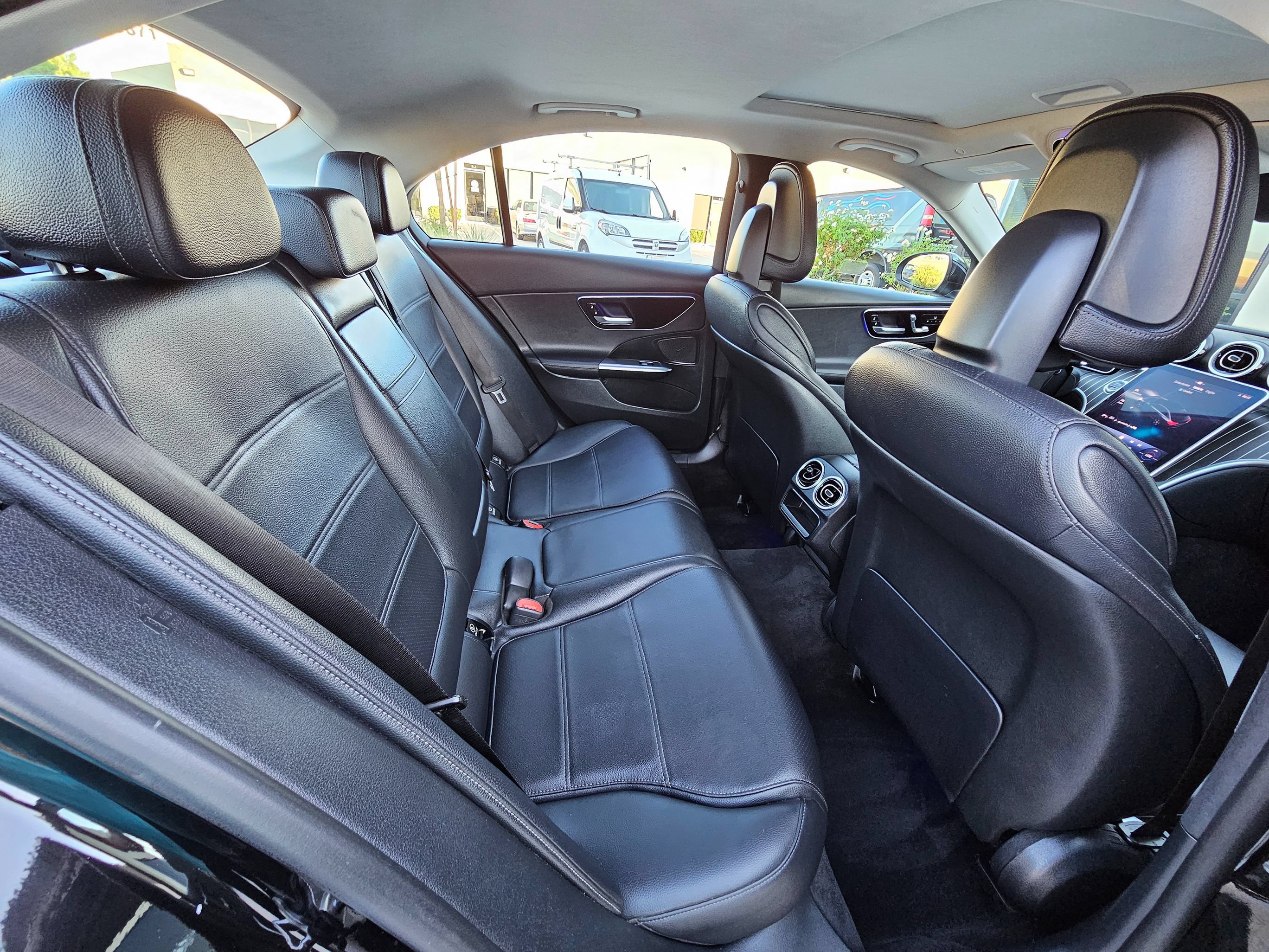 Used 2023 Mercedes-Benz C 300 Sedan image 29