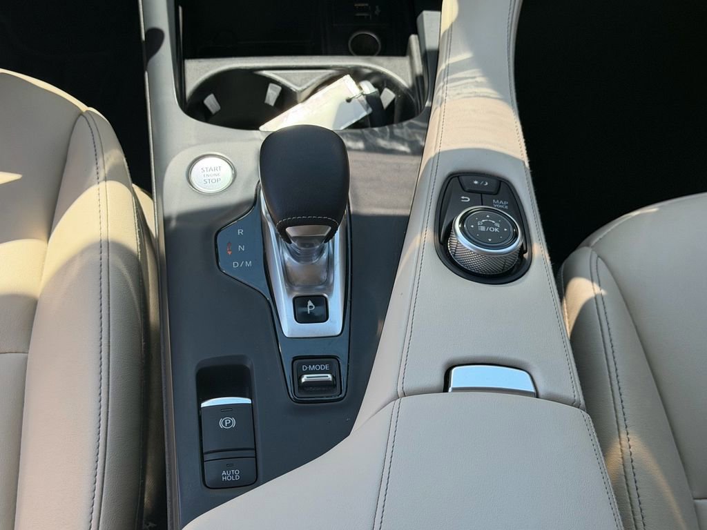 Used 2019 INFINITI QX50 Luxe w/ Navigation Package FWD image 20