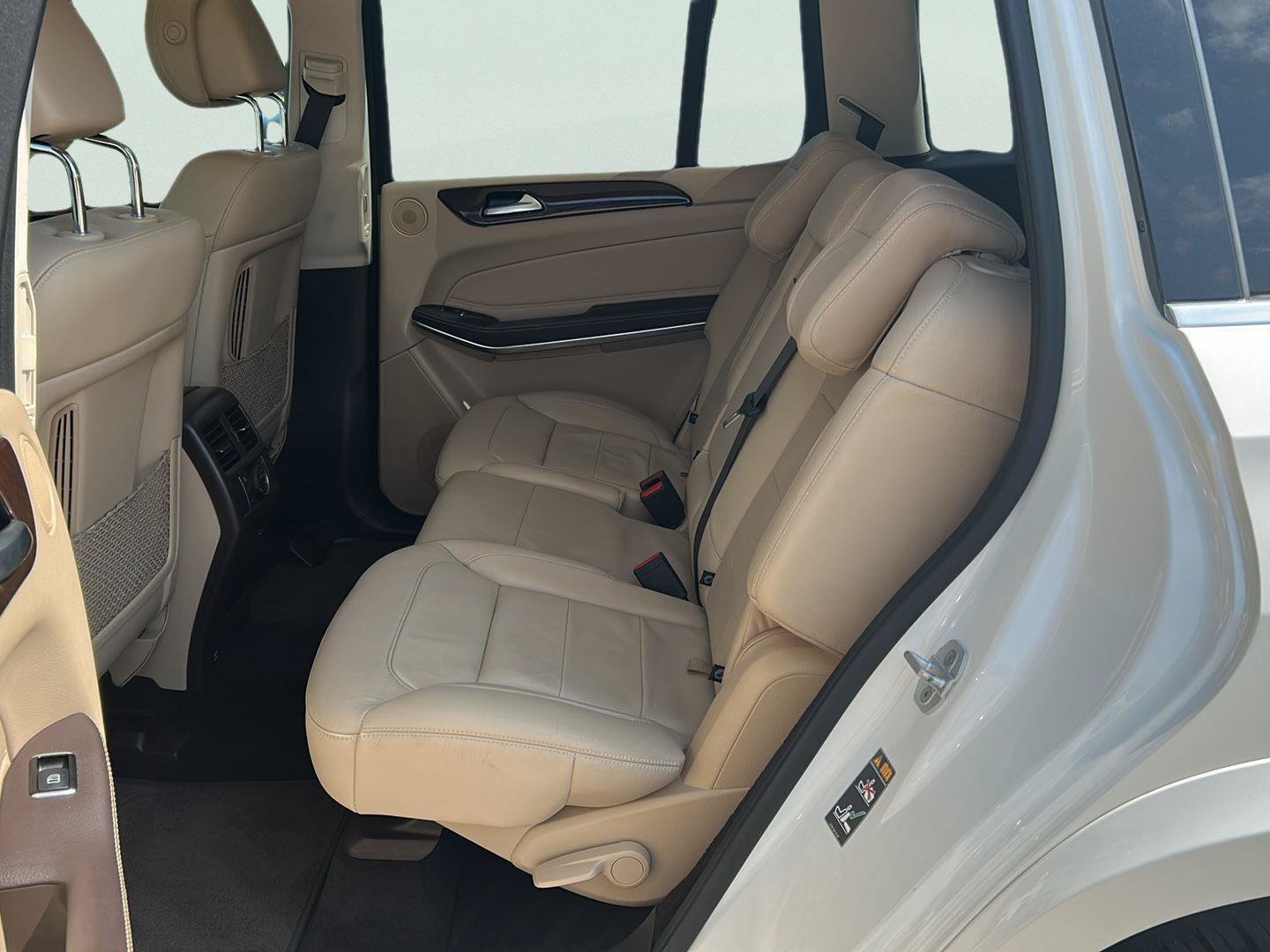 Used 2017 Mercedes-Benz GLS 550 4MATIC image 20