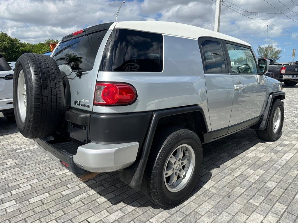 Used 2007 Toyota FJ Cruiser 2WD image 8