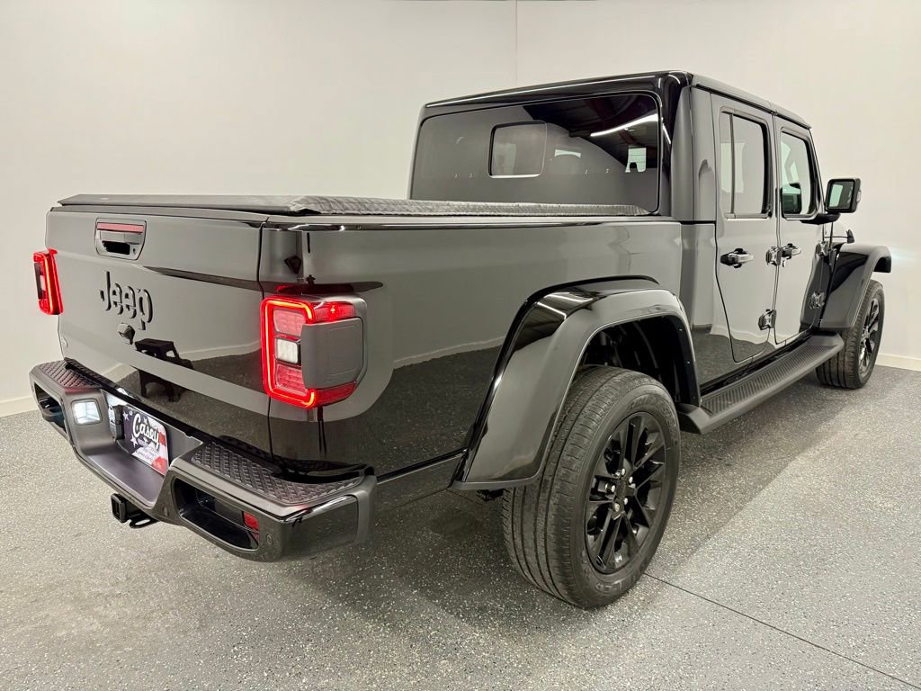 Used 2022 Jeep Gladiator Overland image 10