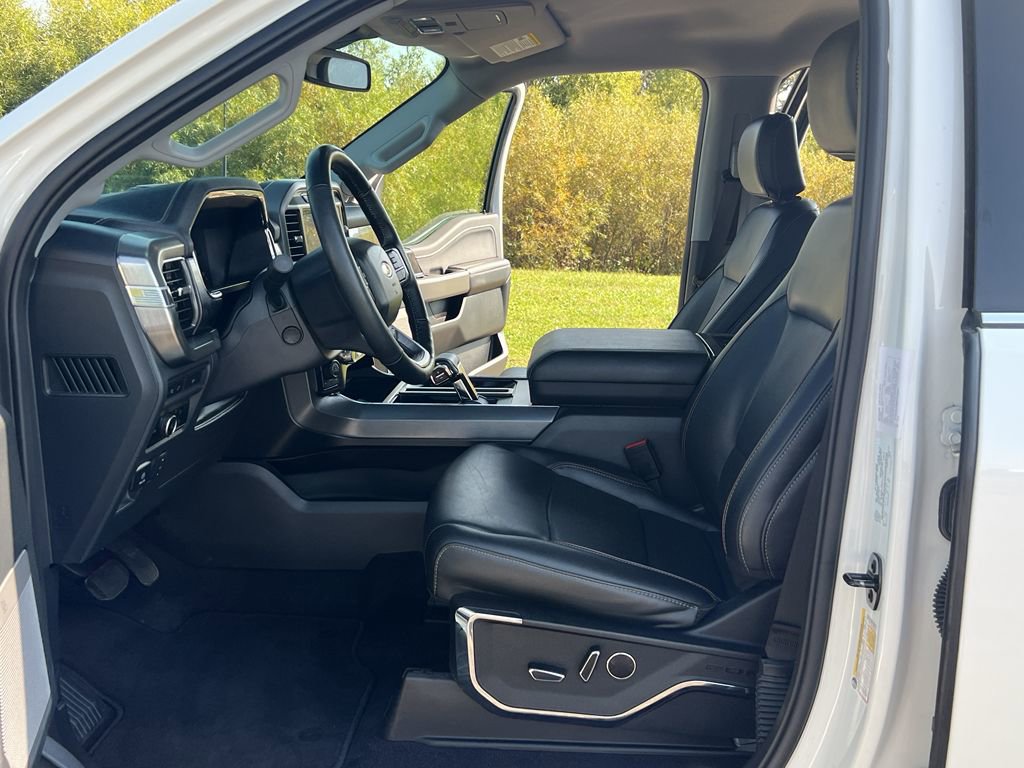 Used 2023 Ford F150 Lariat w/ Equipment Group 502A High image 16