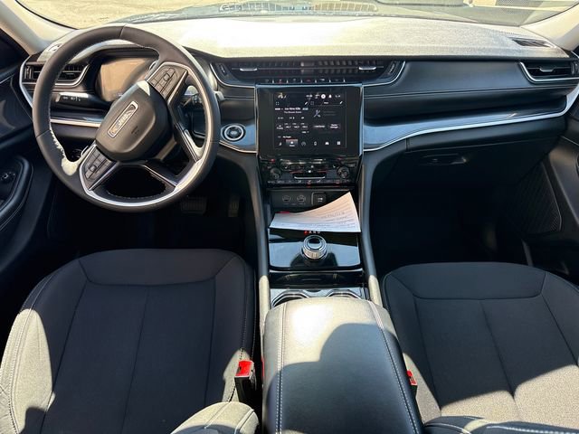 Used 2023 Jeep Grand Cherokee L Laredo w/ Luxury Tech Group I AWD/4WD image 19