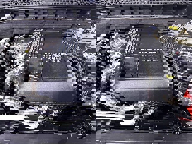 Used 2021 GMC Yukon XL SLT w/ SLT Premium Package image 31