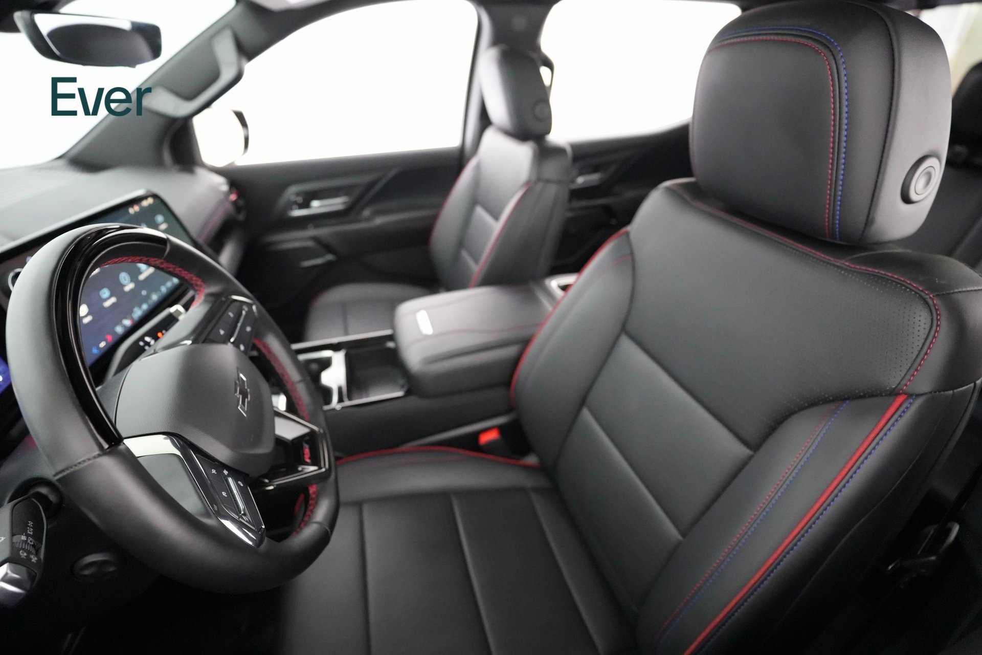 Used 2024 Chevrolet Silverado EV RST image 5