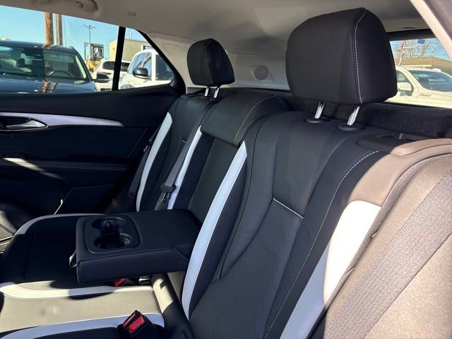 Used 2025 Buick Envision Sport Touring image 23