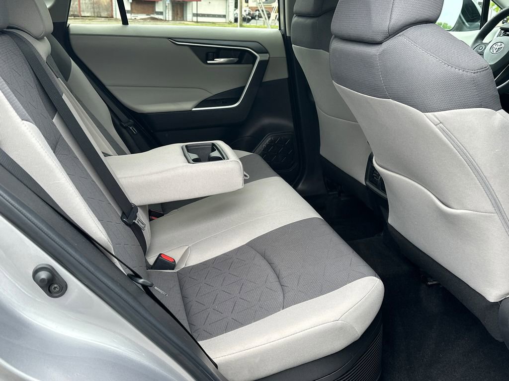 Used 2023 Toyota RAV4 XLE w/ Convenience Package AWD/4WD image 17
