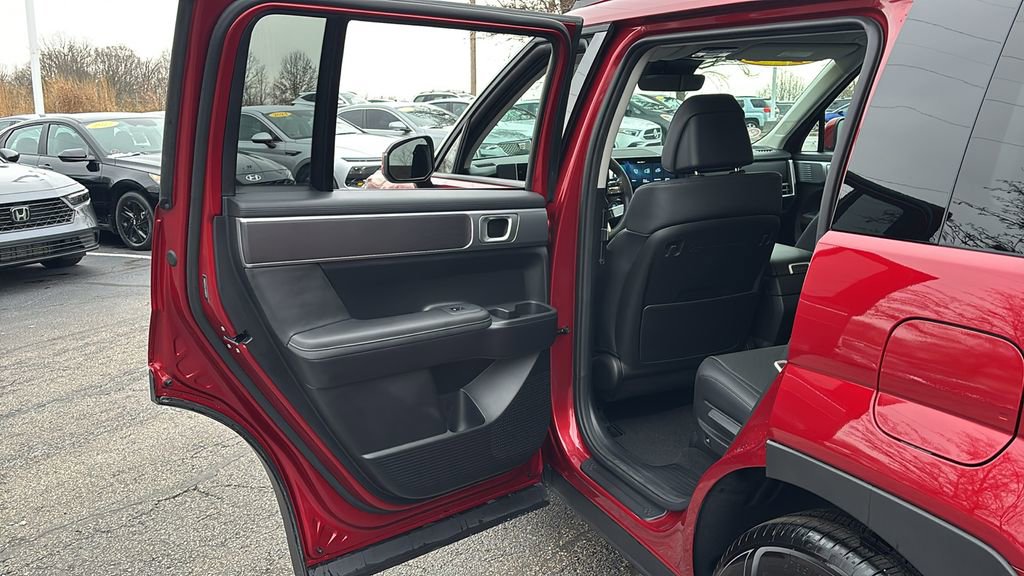 Used 2025 Hyundai Santa Fe SEL image 28