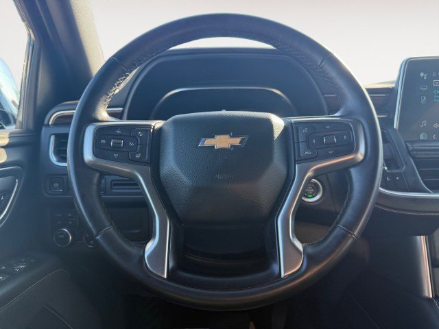 Used 2023 Chevrolet Suburban Premier AWD/4WD image 8