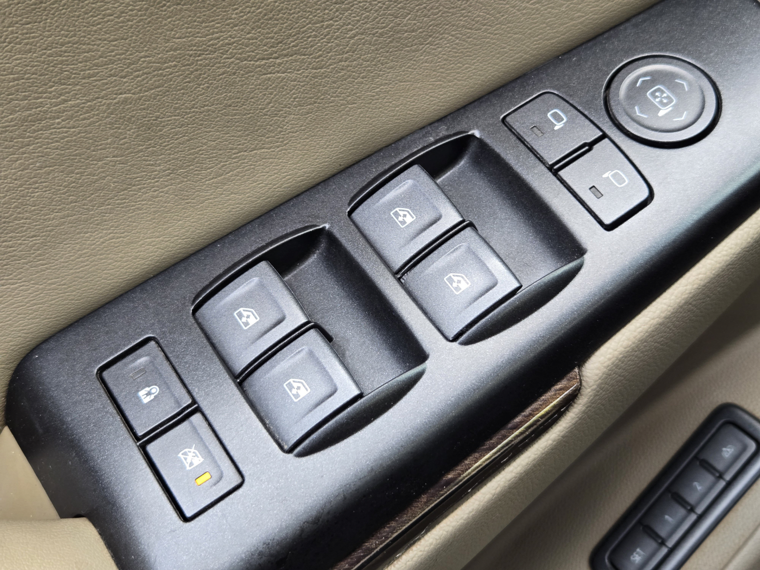 Used 2019 GMC Yukon SLT RWD image 22