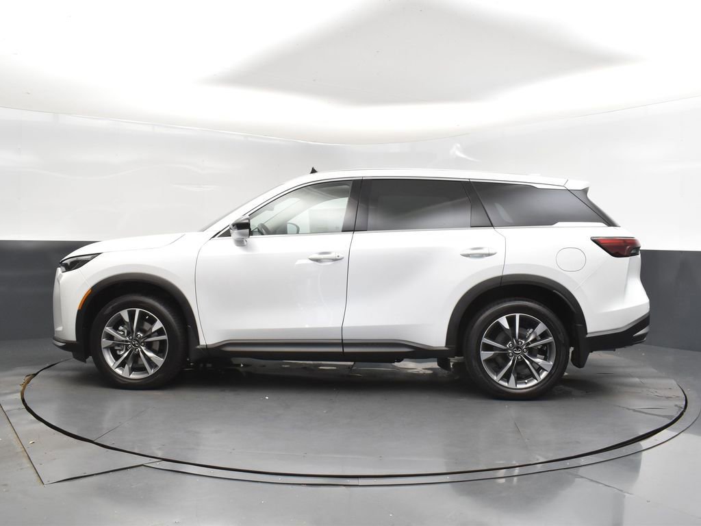 Used 2026 INFINITI QX60 Pure w/ Cargo Package image 4
