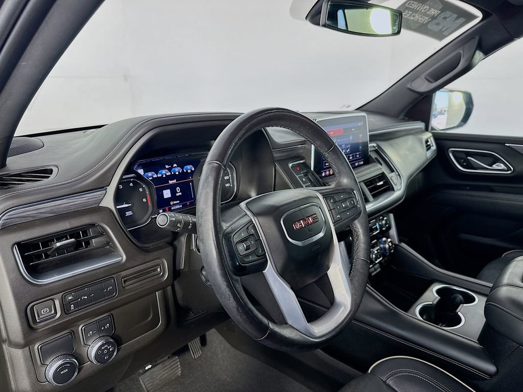 Used 2021 GMC Yukon SLT w/ SLT Premium Package image 9