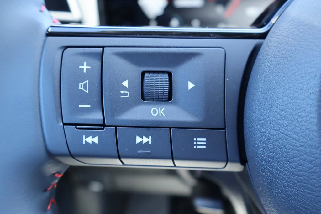 New 2026 Nissan Kicks SR w/ Cold Weather Package image 10