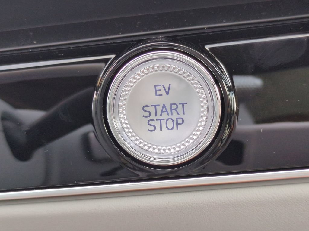 Used 2026 Genesis Electrified GV70 AWD/4WD image 30
