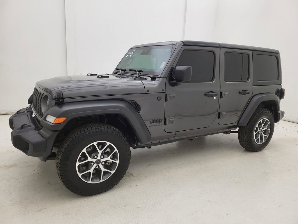 Used 2025 Jeep Wrangler Sport S image 16