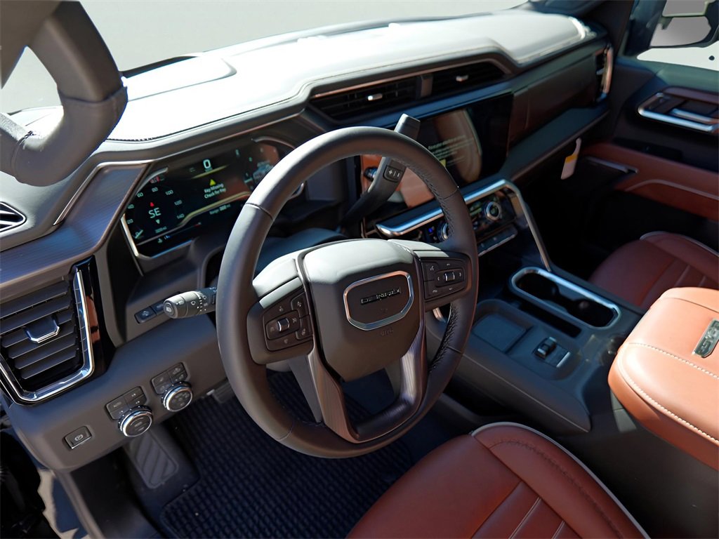 New 2025 GMC Sierra 3500 Denali Ultimate image 8