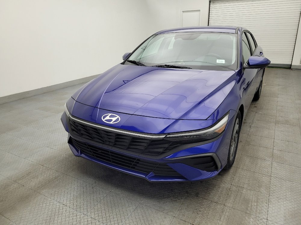 Used 2024 Hyundai Elantra SEL FWD image 15