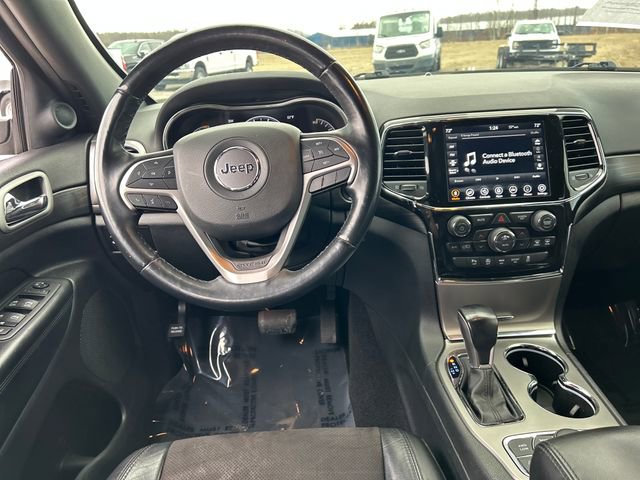 Used 2022 Jeep Grand Cherokee Laredo X image 12
