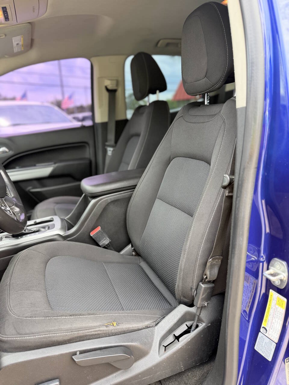 Used 2016 Chevrolet Colorado LT w/ LT Convenience Package RWD image 16