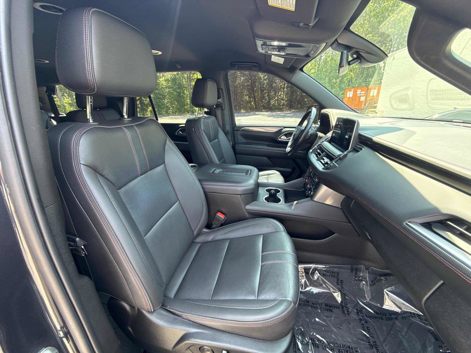 Used 2022 Chevrolet Tahoe RST w/ Luxury Package AWD/4WD image 27