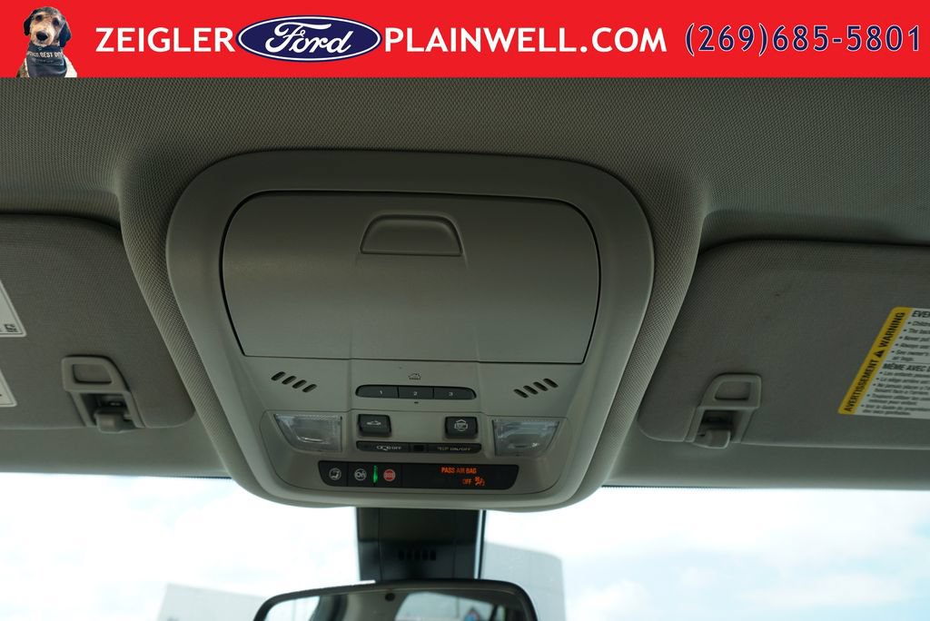 Used 2022 GMC Terrain SLT w/ Tech Package AWD/4WD image 35