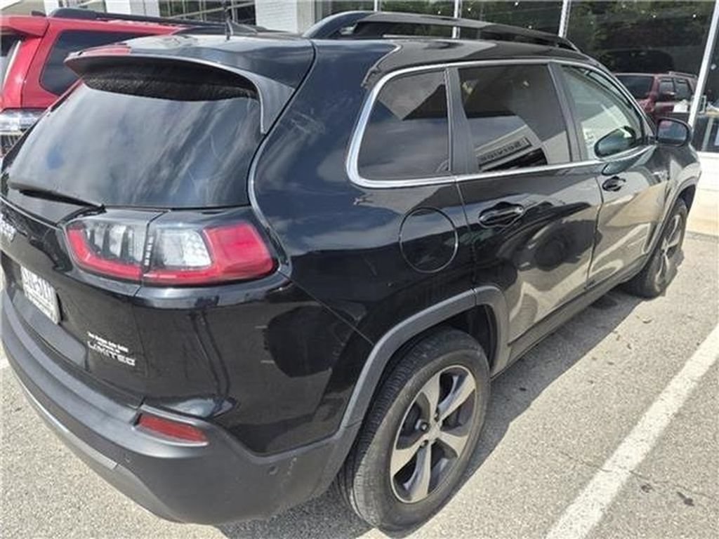 Used 2022 Jeep Cherokee Limited AWD/4WD image 39