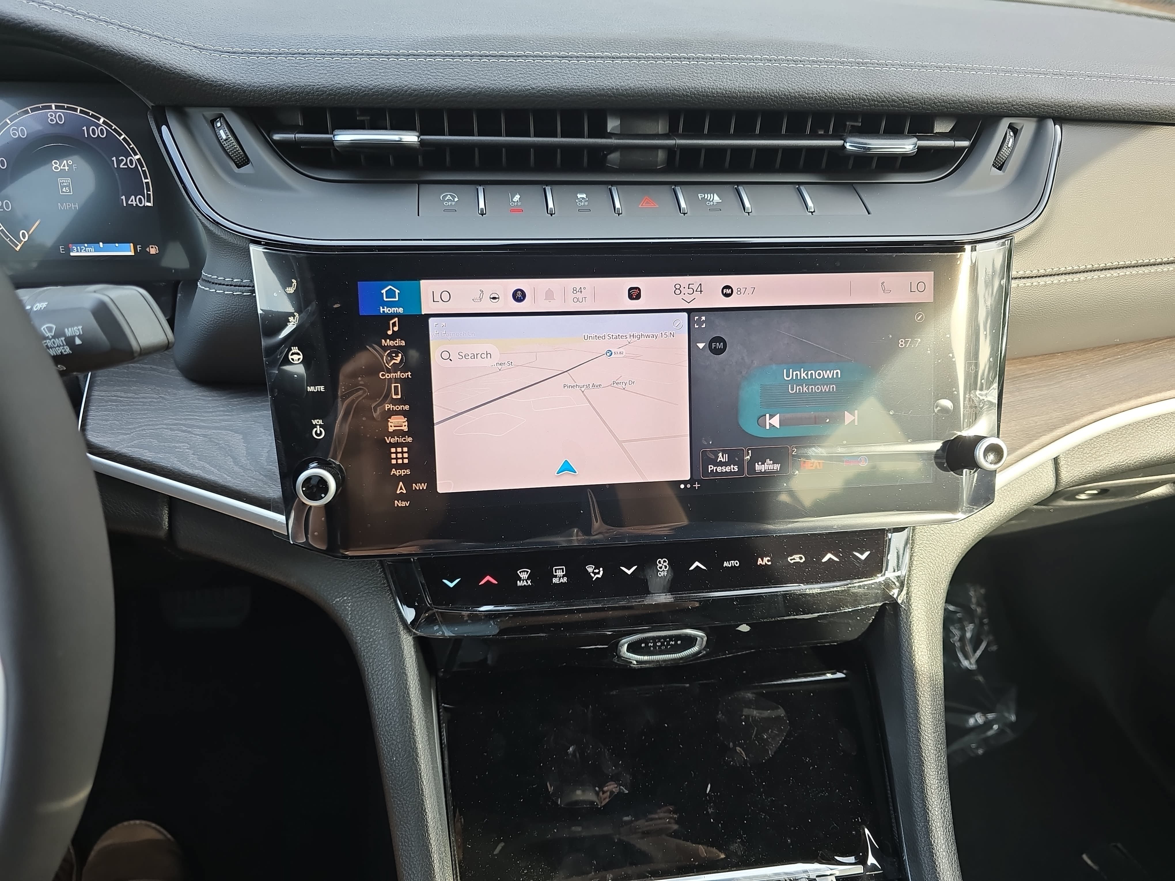 New 2026 Jeep Grand Cherokee Limited Reserve AWD/4WD image 18