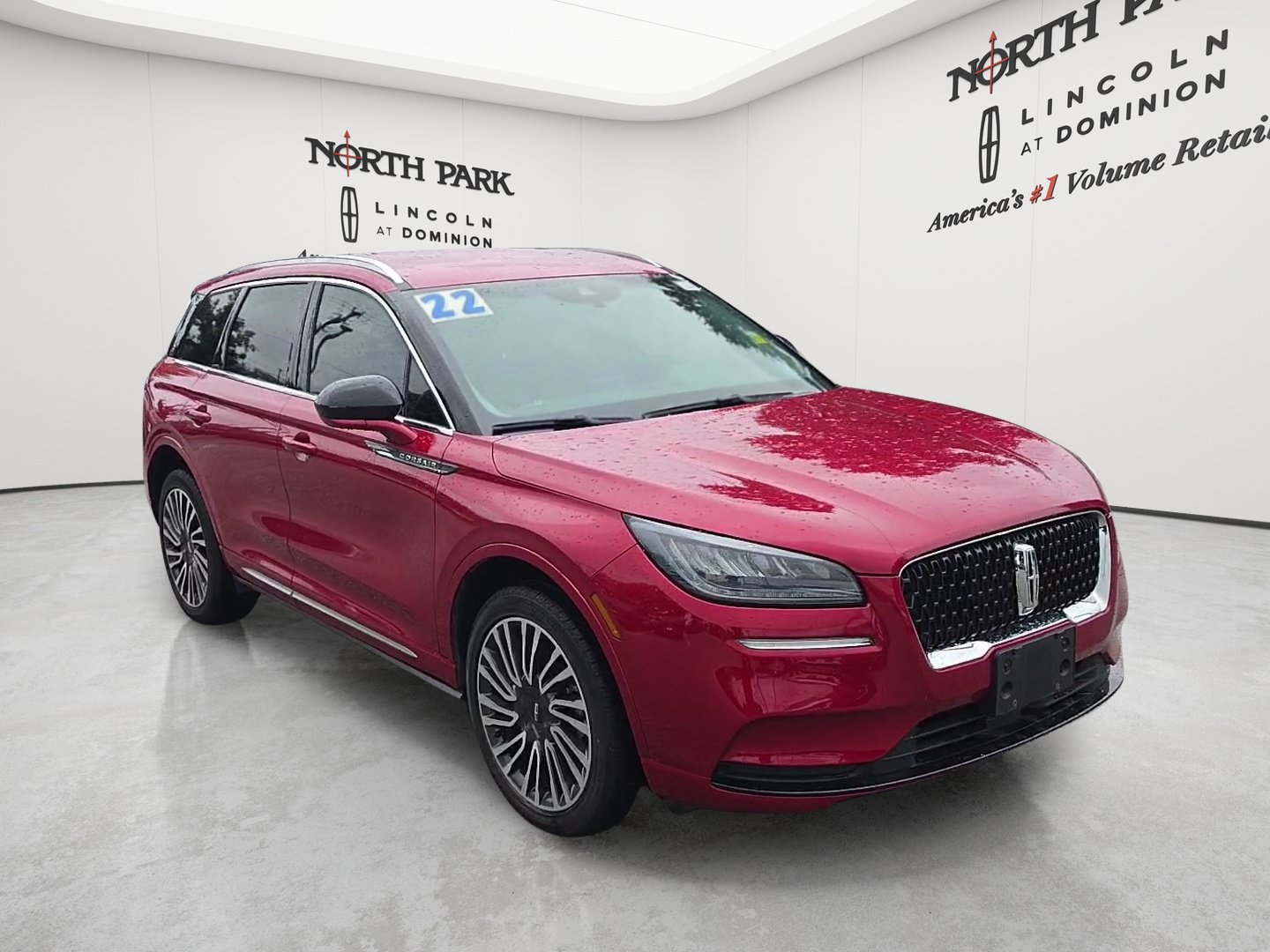 Used 2022 Lincoln Corsair AWD w/ Equipment Group 101A image 7
