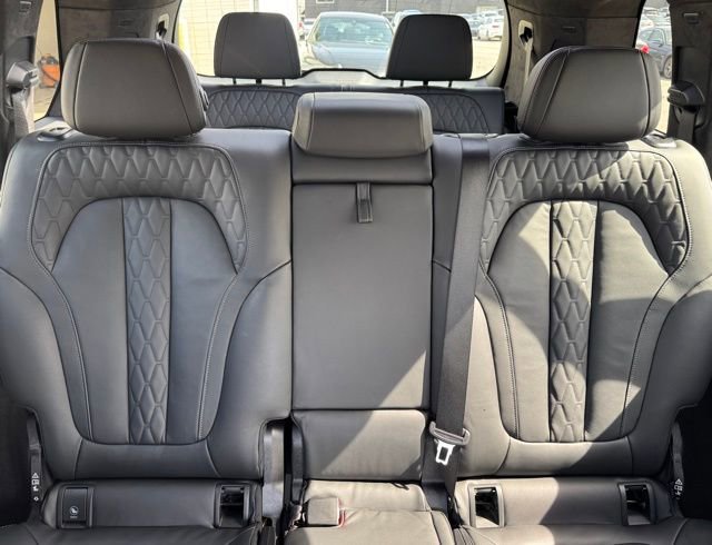 Certified 2026 BMW X7 M60i image 27