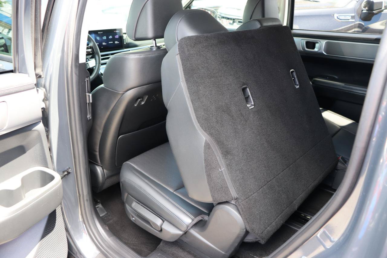 Used 2026 Hyundai Santa Fe SEL AWD/4WD image 30