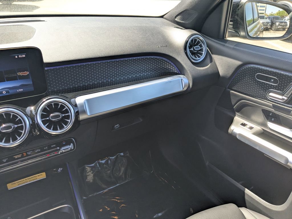 Certified 2025 Mercedes-Benz GLB 250 image 50