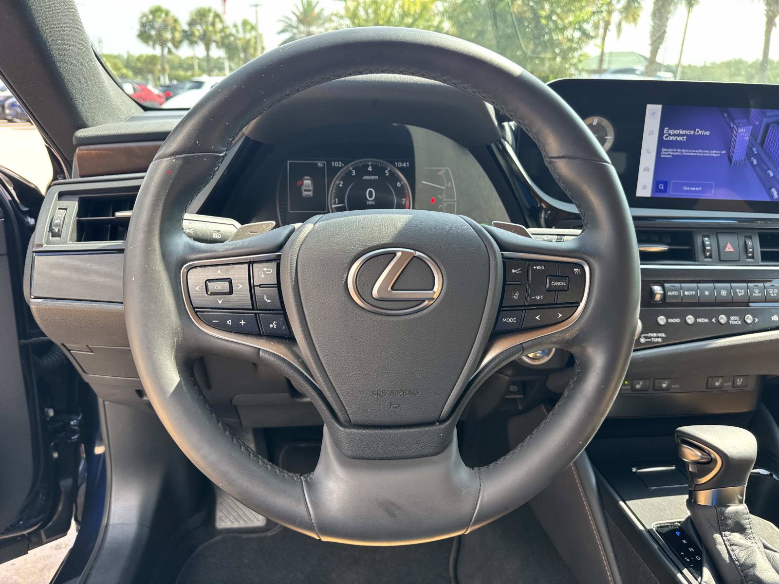 Used 2023 Lexus ES 350 w/ Premium Package FWD image 35