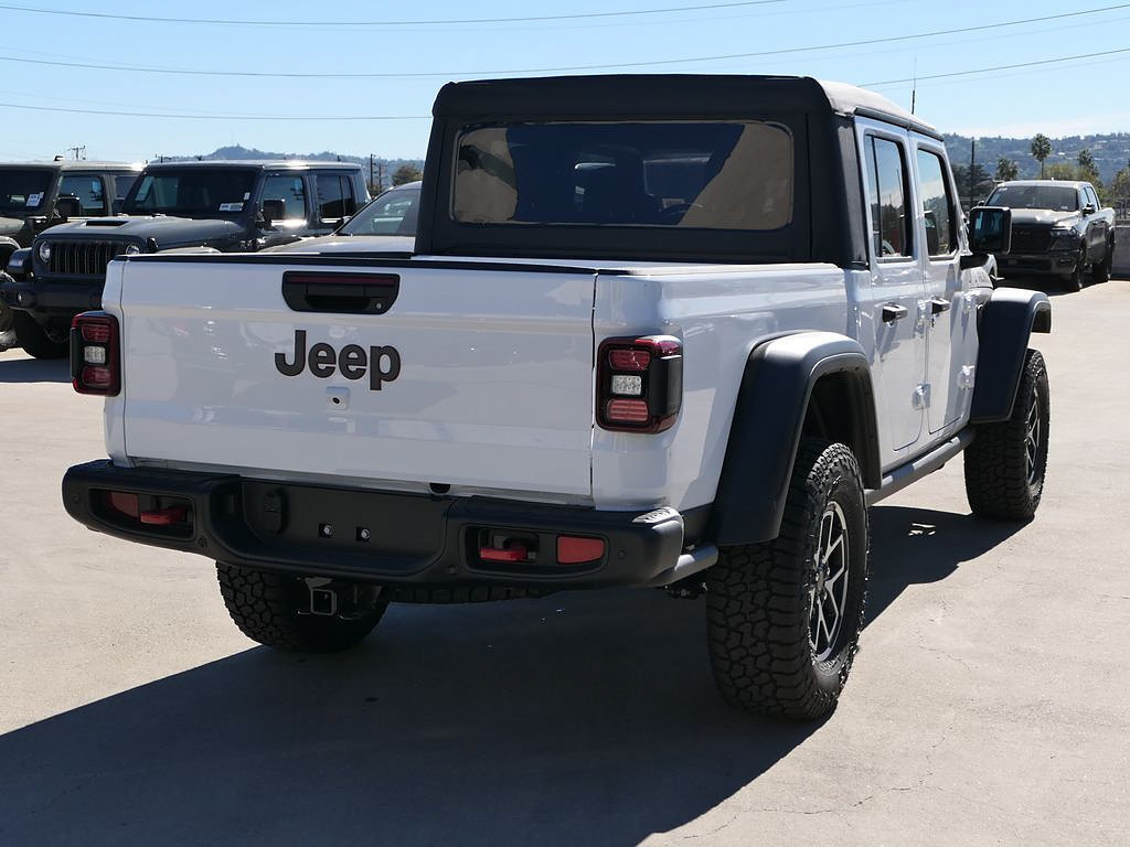 New 2026 Jeep Gladiator Rubicon w/ Safety Group AWD/4WD image 2