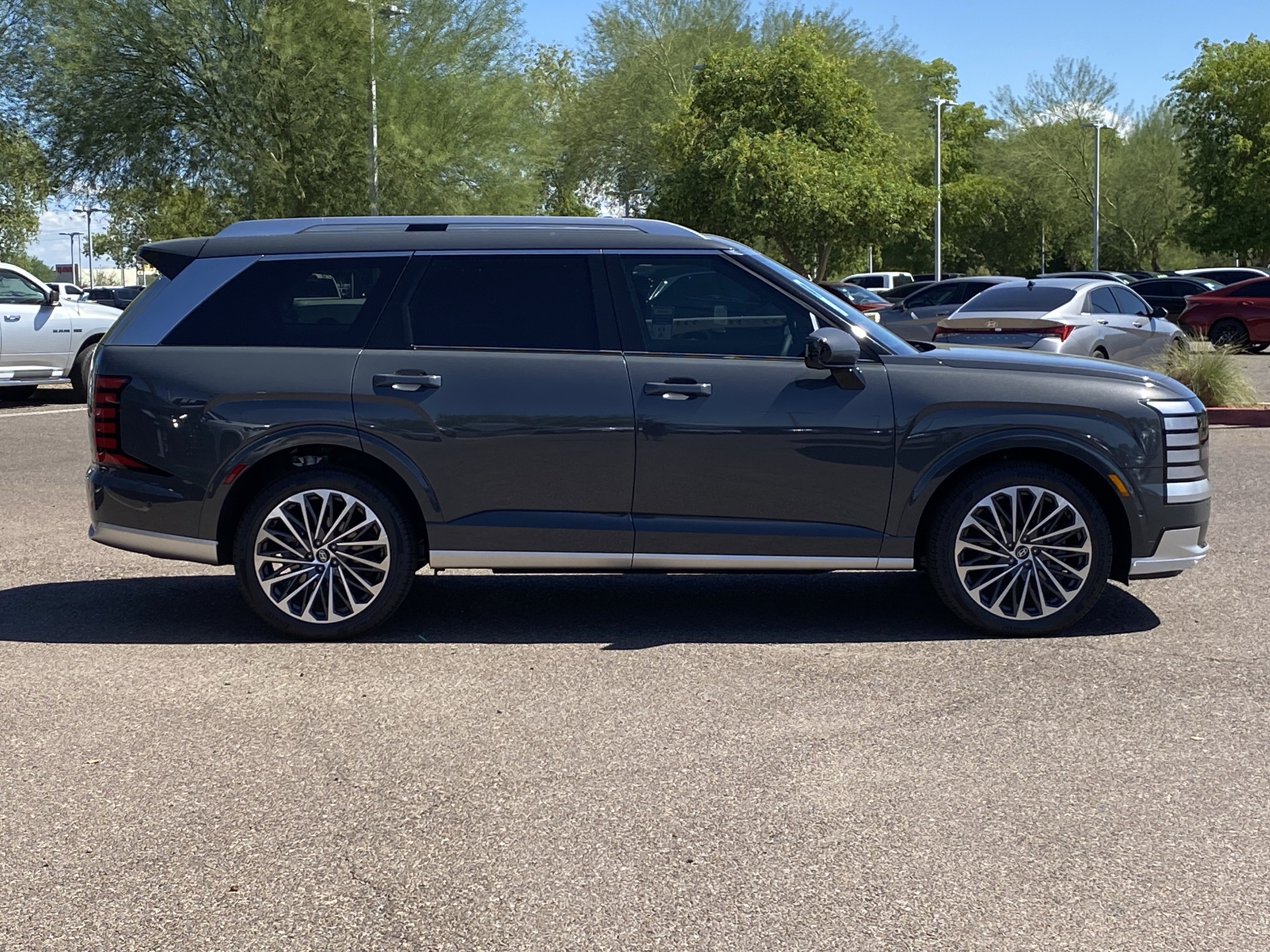 New 2026 Hyundai Palisade Calligraphy image 2