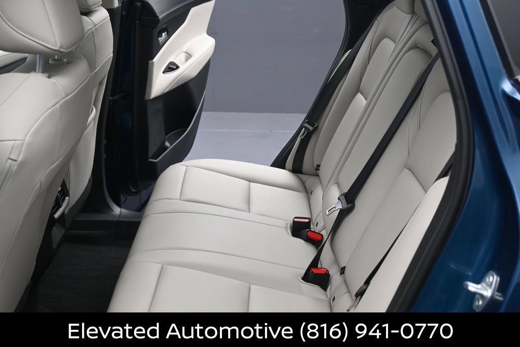 Certified 2025 Nissan Murano SL AWD/4WD image 19